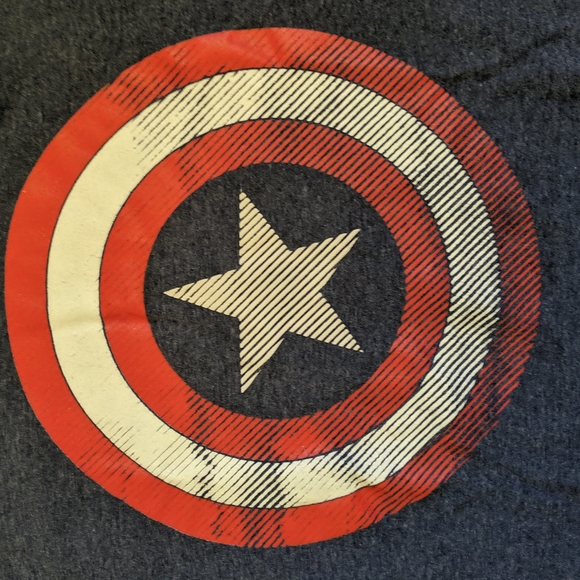 Marvel, Boys Captain America T-shirt, size 8, blue - Picture 3 of 3